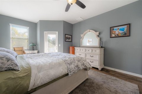 Townhouse in Tampa, Florida 4 bedrooms, 212.65 sq.m. № 1716829 - photo 23