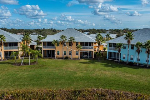 Copropriété à vendre à Punta Gorda, Floride: 3 chambres, 238.94 m2 № 2127967 - photo 4