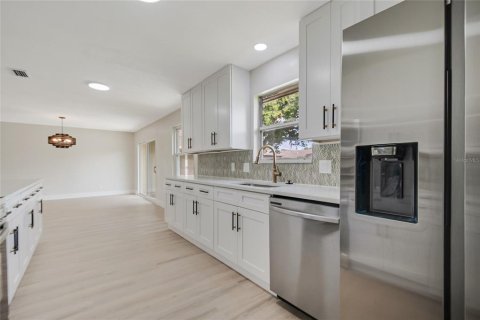 Villa ou maison à vendre à Orlando, Floride: 3 chambres, 156.91 m2 № 2312500 - photo 26