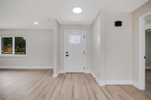 Villa ou maison à vendre à Orlando, Floride: 3 chambres, 156.91 m2 № 2312500 - photo 8
