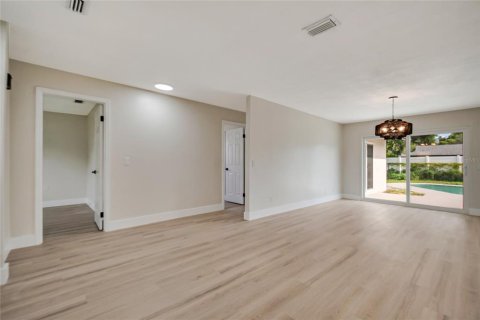 Villa ou maison à vendre à Orlando, Floride: 3 chambres, 156.91 m2 № 2312500 - photo 27