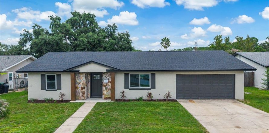 Villa ou maison à Orlando, Floride 3 chambres, 156.91 m2 № 2312500