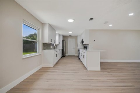 Villa ou maison à vendre à Orlando, Floride: 3 chambres, 156.91 m2 № 2312500 - photo 21