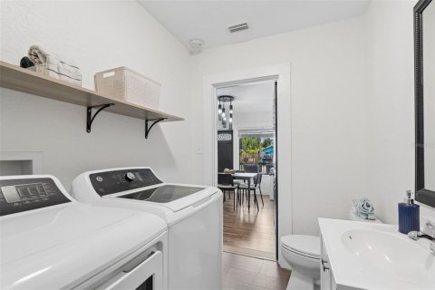 Casa en venta en Saint Petersburg, Florida, 3 dormitorios, 103.31 m2 № 2230670 - foto 27