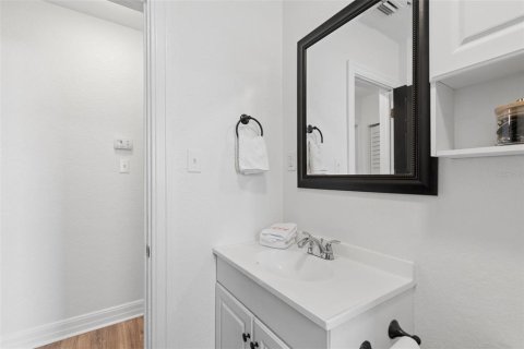Casa en venta en Saint Petersburg, Florida, 3 dormitorios, 103.31 m2 № 2230670 - foto 19