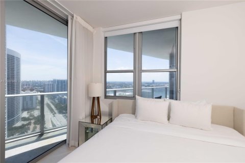 Купить кондоминиум в Холливуд, Флорида 2 спальни, 100.98м2, № 1984872 - фото 12