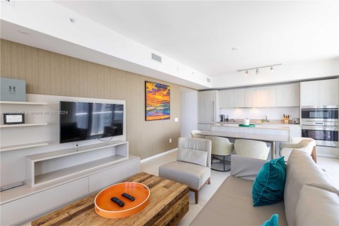 Купить кондоминиум в Холливуд, Флорида 2 спальни, 100.98м2, № 1984872 - фото 6