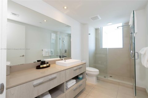 Купить кондоминиум в Холливуд, Флорида 2 спальни, 100.98м2, № 1984872 - фото 13