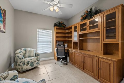 House in Punta Gorda, Florida 4 bedrooms, 261.52 sq.m. № 1533189 - photo 18