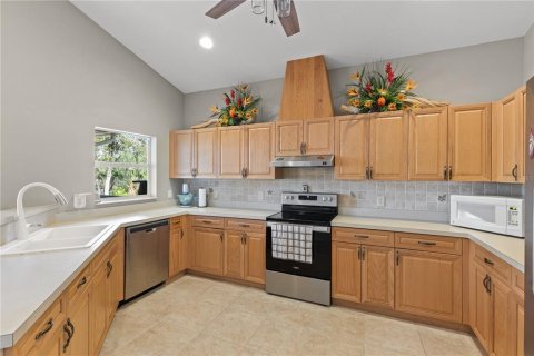 House in Punta Gorda, Florida 4 bedrooms, 261.52 sq.m. № 1533189 - photo 14