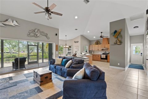 House in Punta Gorda, Florida 4 bedrooms, 261.52 sq.m. № 1533189 - photo 6