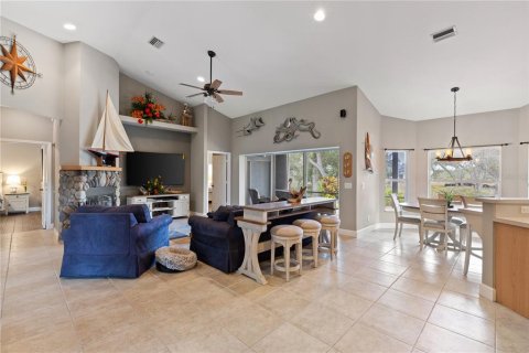 House in Punta Gorda, Florida 4 bedrooms, 261.52 sq.m. № 1533189 - photo 9