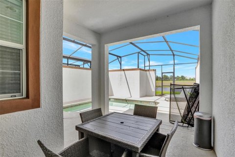 Townhouse in Davenport, Florida 4 bedrooms, 176.7 sq.m. № 1614625 - photo 23