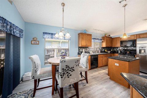 House in Brandon, Florida 3 bedrooms, 144.28 sq.m. № 1849859 - photo 10