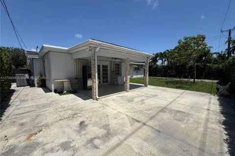 Casa en venta en Cutler Bay, Florida, 3 dormitorios, 174.66 m2 № 1865664 - foto 22