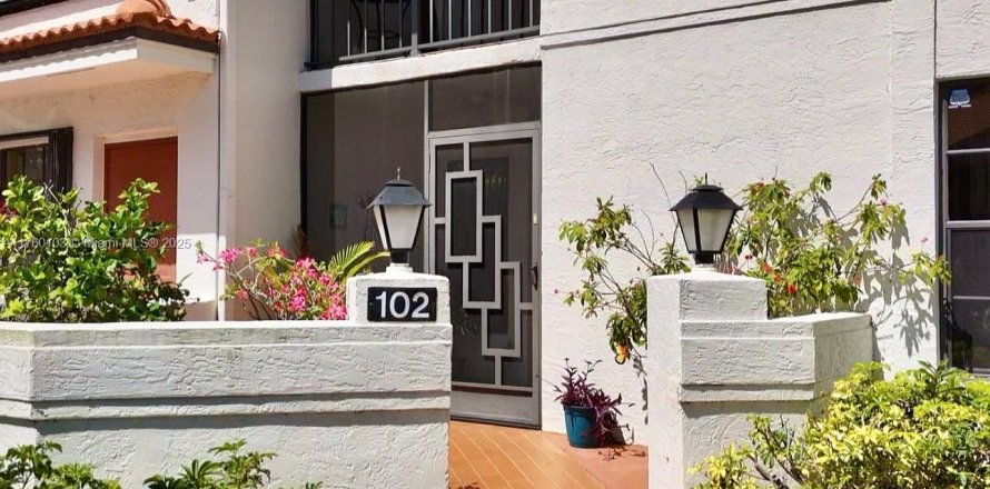 Condo à Boynton Beach, Floride, 2 chambres  № 1571093