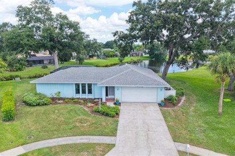 Casa en venta en Sarasota, Florida, 3 dormitorios, 175.77 m2 № 1846342 - foto 1