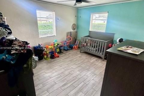 Casa en venta en Miami, Florida, 4 dormitorios, 236.81 m2 № 2031487 - foto 20