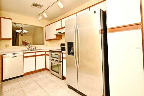 Townhouse in Altamonte Springs, Florida 2 bedrooms, 117.8 sq.m. № 1852947 - photo 14