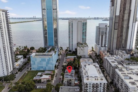 Appartement à louer à Miami, Floride: 3 chambres № 1982444 - photo 16