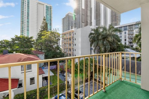 Appartement à louer à Miami, Floride: 3 chambres № 1982444 - photo 6