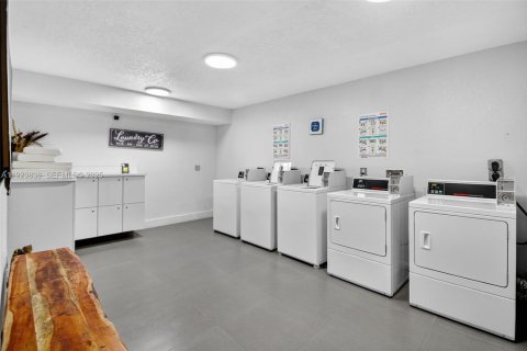 Appartement à louer à Miami, Floride: 3 chambres № 1982444 - photo 9