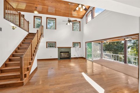 House in Hawthorne, Florida 3 bedrooms, 162.58 sq.m. № 2349832 - photo 6