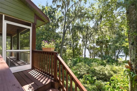 House in Hawthorne, Florida 3 bedrooms, 162.58 sq.m. № 2349832 - photo 15