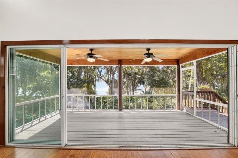 House in Hawthorne, Florida 3 bedrooms, 162.58 sq.m. № 2349832 - photo 8