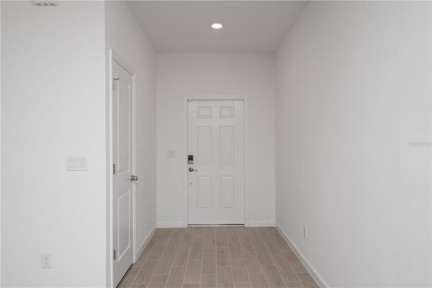 Townhouse in Newberry, Florida 3 bedrooms, 153.94 sq.m. № 2201188 - photo 7