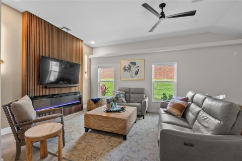 Villa ou maison à vendre à Oakland, Floride: 4 chambres, 231.79 m2 № 1765699 - photo 17