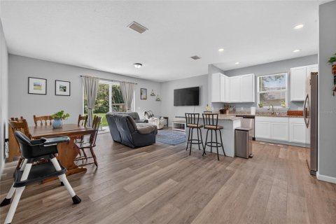 Villa ou maison à vendre à DeLand, Floride: 3 chambres, 137.59 m2 № 2298123 - photo 9