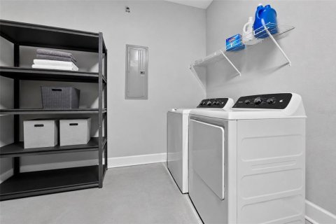 Villa ou maison à vendre à DeLand, Floride: 3 chambres, 137.59 m2 № 2298123 - photo 21