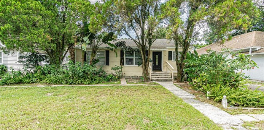 Villa ou maison à Tampa, Floride 3 chambres, 125.98 m2 № 2431650