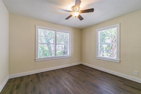 Villa ou maison à louer à Tampa, Floride: 3 chambres, 125.98 m2 № 2431650 - photo 11