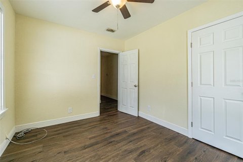 Villa ou maison à louer à Tampa, Floride: 3 chambres, 125.98 m2 № 2431650 - photo 15