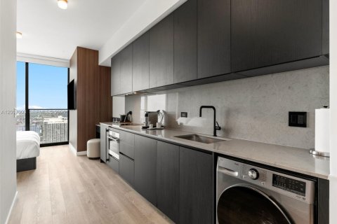 Copropriété à vendre à Miami, Floride: 1 pièce, 35.12 m2 № 2247644 - photo 6