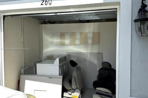 House in Homestead, Florida 2 bedrooms, 142.6 sq.m. № 1833742 - photo 7