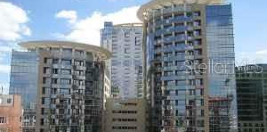 Condominio en Orlando, Florida, 1 dormitorio  № 2156069