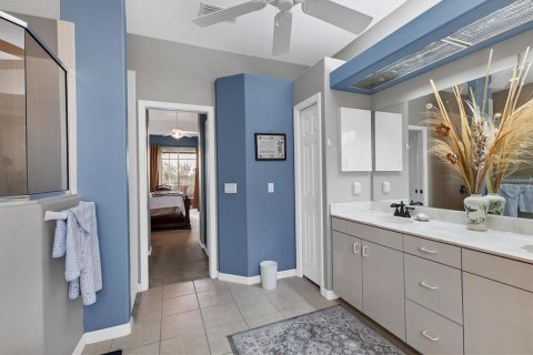 Casa en venta en Sarasota, Florida, 3 dormitorios, 180.32 m2 № 1870387 - foto 21