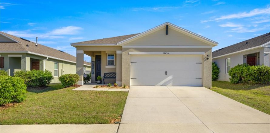 House in Leesburg, Florida 3 bedrooms, 152.82 sq.m. № 1587634
