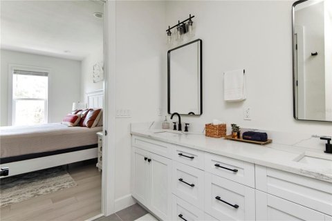 Touwnhouse à louer à Tampa, Floride: 3 chambres, 225.2 m2 № 2199176 - photo 26