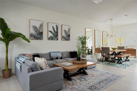 Touwnhouse à louer à Tampa, Floride: 3 chambres, 225.2 m2 № 2199176 - photo 10