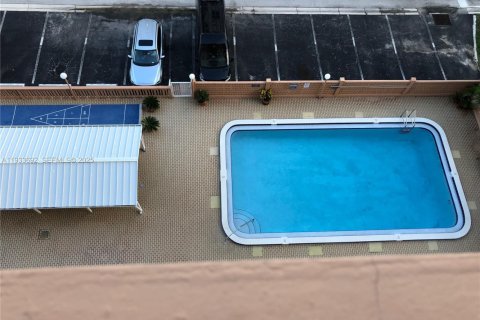 Condominio en venta en Hollywood, Florida, 2 dormitorios, 128.76 m2 № 1991953 - foto 3