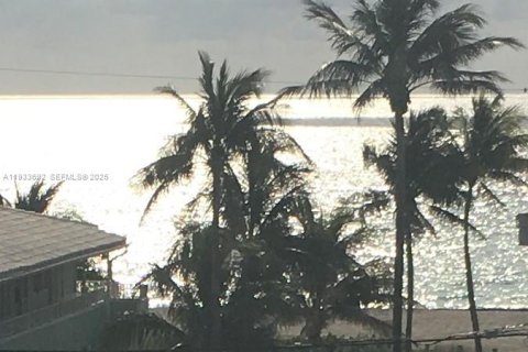 Condominio en venta en Hollywood, Florida, 2 dormitorios, 128.76 m2 № 1991953 - foto 5