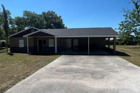 Commercial property in Bushnell, Florida 134.06 sq.m. № 1688222 - photo 1