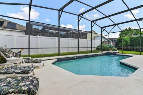 House in Davenport, Florida 4 bedrooms, 209.96 sq.m. № 1743564 - photo 11