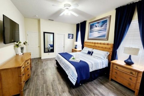 House in Davenport, Florida 4 bedrooms, 209.96 sq.m. № 1743564 - photo 13
