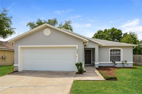 Casa en alquiler en Kissimmee, Florida, 3 dormitorios, 125.98 m2 № 1910394 - foto 1