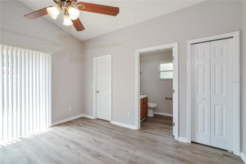 Casa en alquiler en Kissimmee, Florida, 3 dormitorios, 125.98 m2 № 1910394 - foto 11